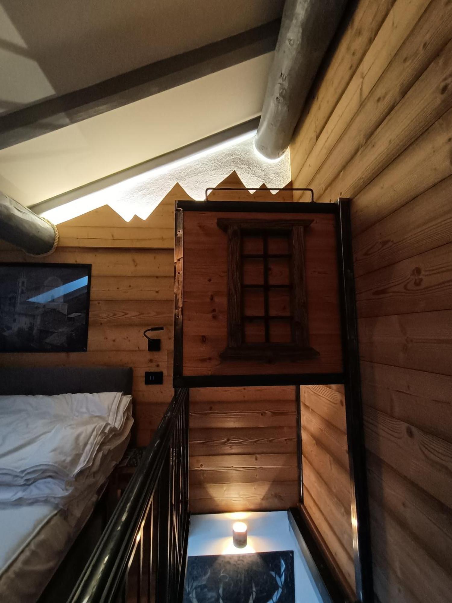 Ak House Aprica Exterior foto